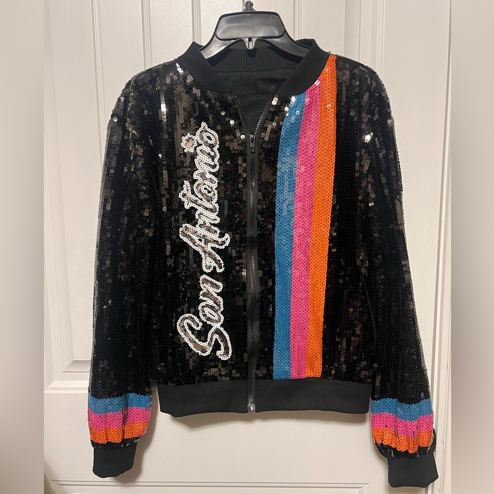 Only 1 left Stunning Bold Sequined Spurs Jacket Size Medium. Lightweight. 🩷🧡🩵